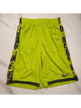 Nike Dri-FIT Shorts - Boys XL